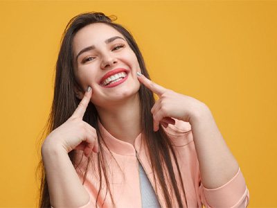 Lady shows off pretty smile